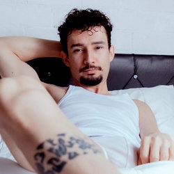 𝐅𝐄𝐋𝐈𝐏𝐈𝐍𝐇𝐎 𝘚𝘰𝘶𝘻𝘢 photo